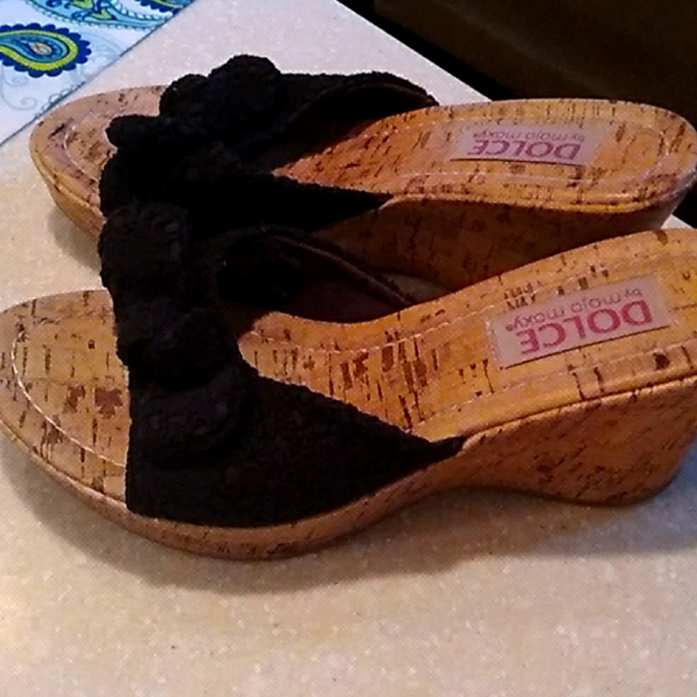 Dolce by Mojo Maxy black wedge slipons -7M